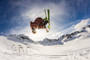 mk体育在线-乌鸦稳居分区榜首，防守端功不可没，乌鸦打哪个位置